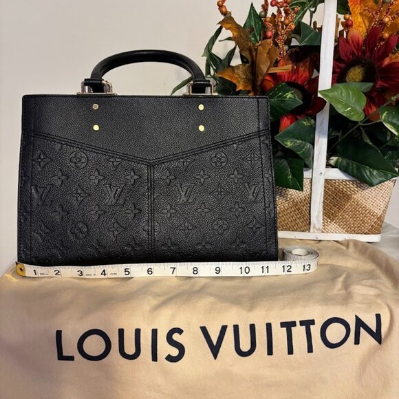 RARE Louis Vuitton Sully Tote Monogram Empreinte Leather PM - Black - Picture 14 of 16